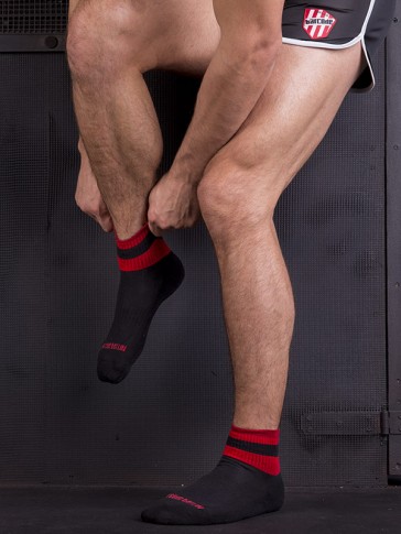 Barcode Berlin Petty Socks - Black and Red